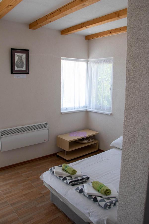 קונייץ' Big Mama'S Apartments מראה חיצוני תמונה